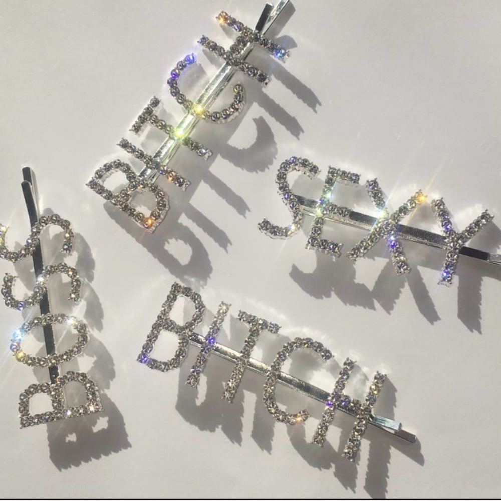 Boss B hair pins